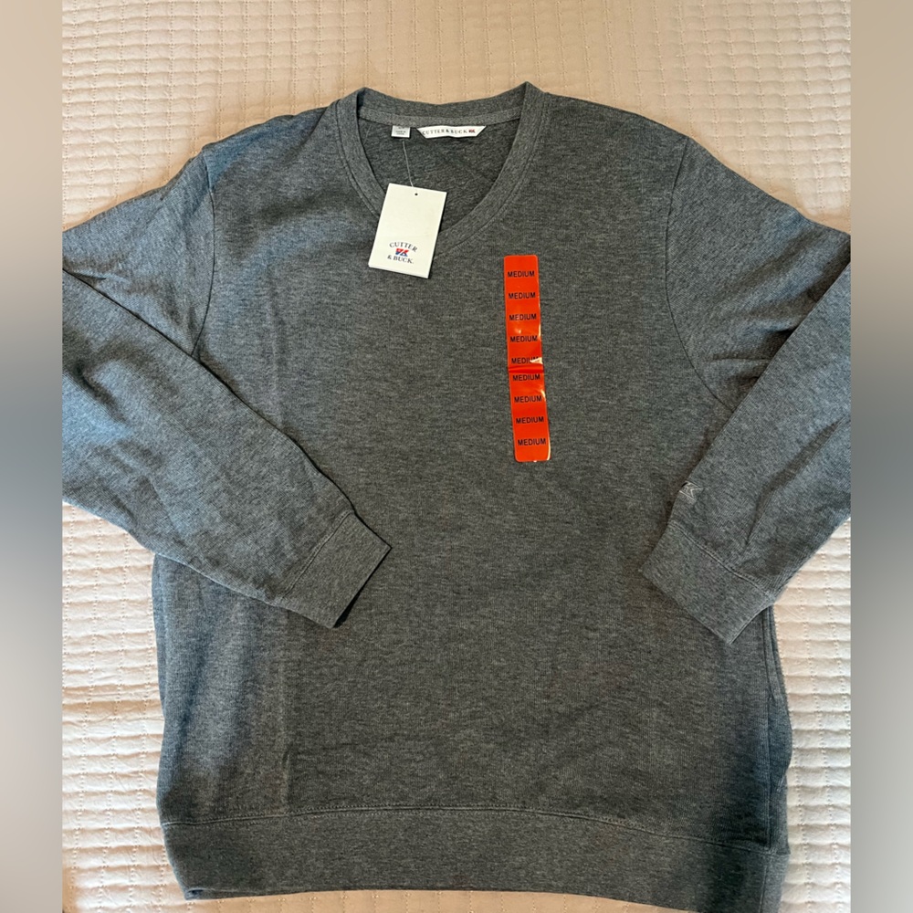 Men’s Gray V-neck longsleeve